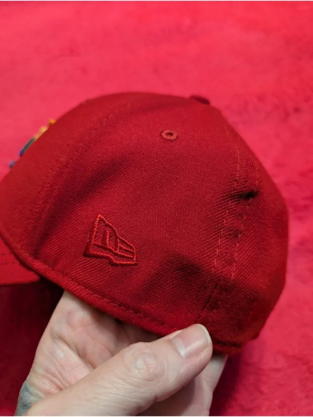 New Era 39THIRTY St Louis Cardinals Hat Red Rainbow Pride Logo Stretch Fit S/M